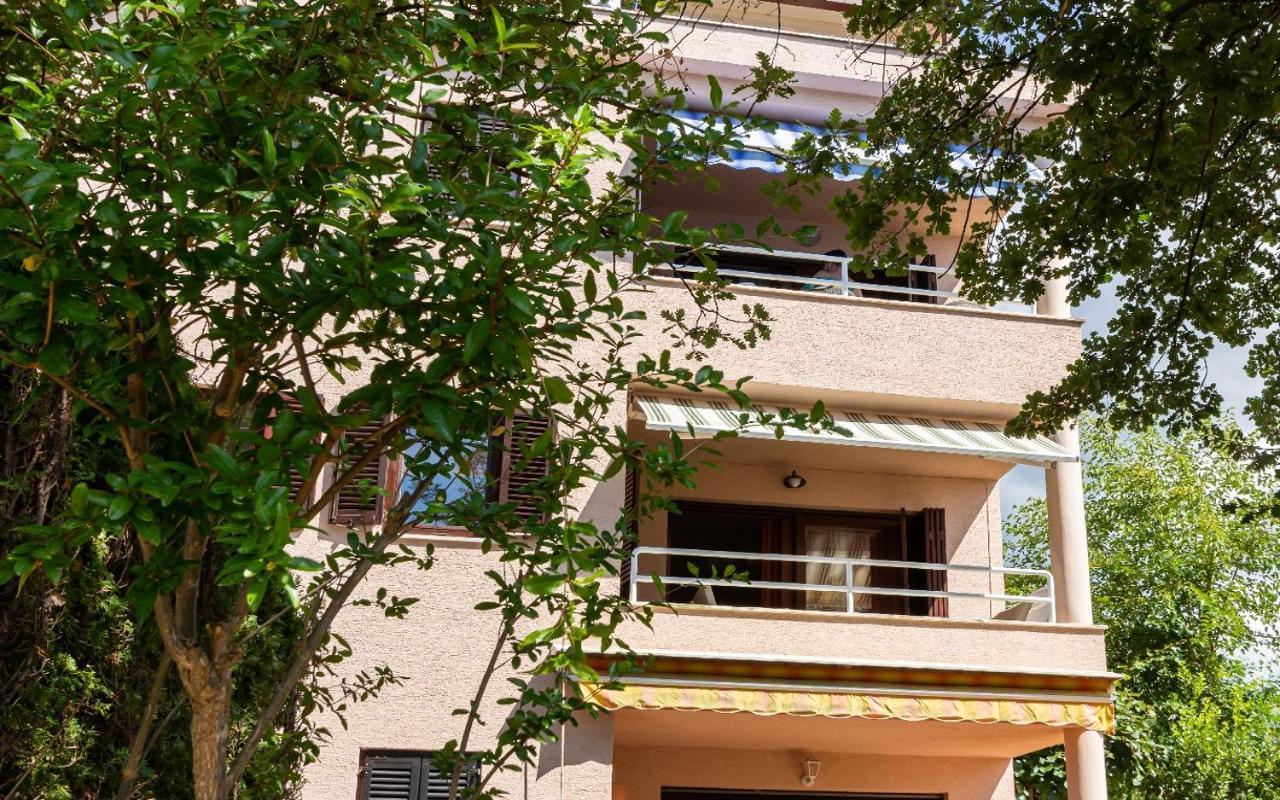 Apartman Neda -Vantacici Malinska Esterno foto